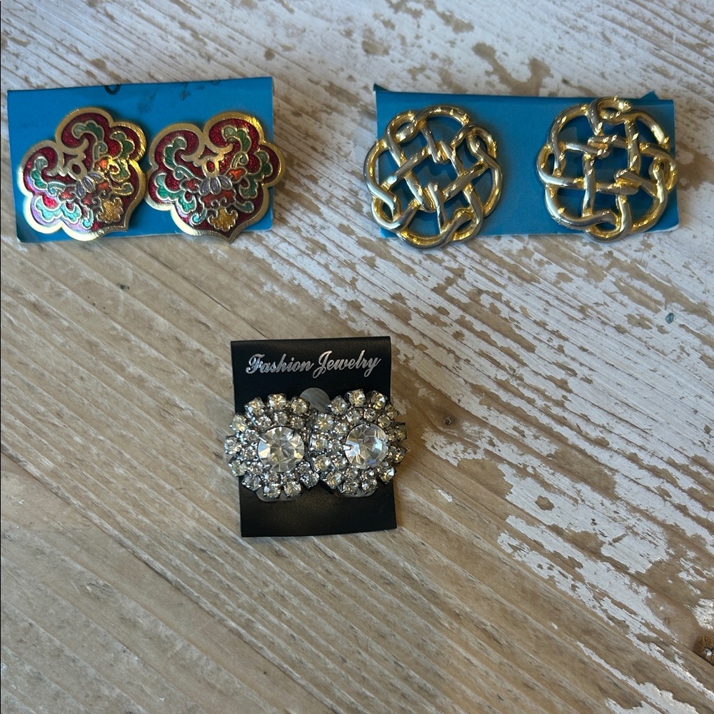 Jewelry Sparkling Crystal Cluster Stud Earrings - Clear 3 pairs stud Earrings